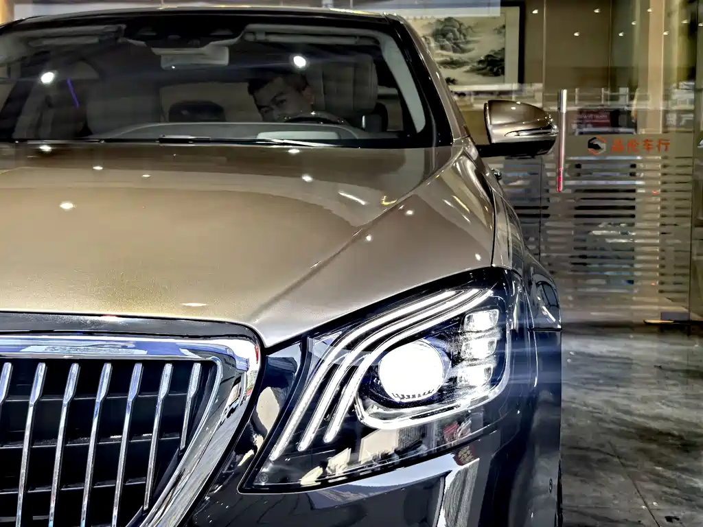 Mercedes-Benz S-Class — миниатюра 16