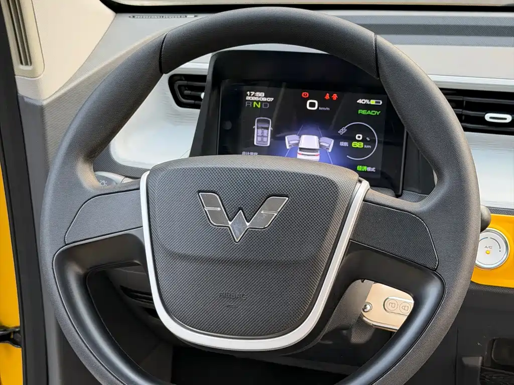 Wuling MINIEV — миниатюра 14