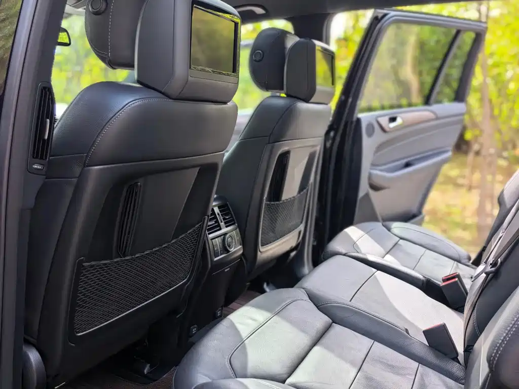 Mercedes-Benz GLS — миниатюра 8
