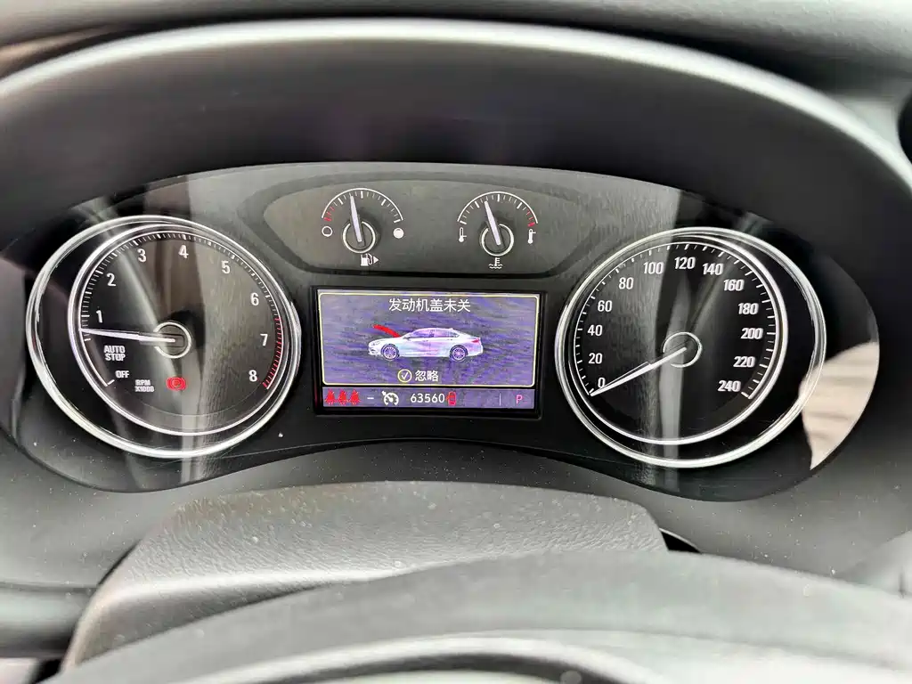 Buick LaCrosse — миниатюра 3