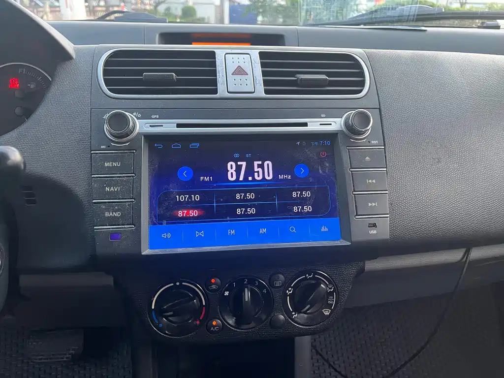 Suzuki Swift — миниатюра 15