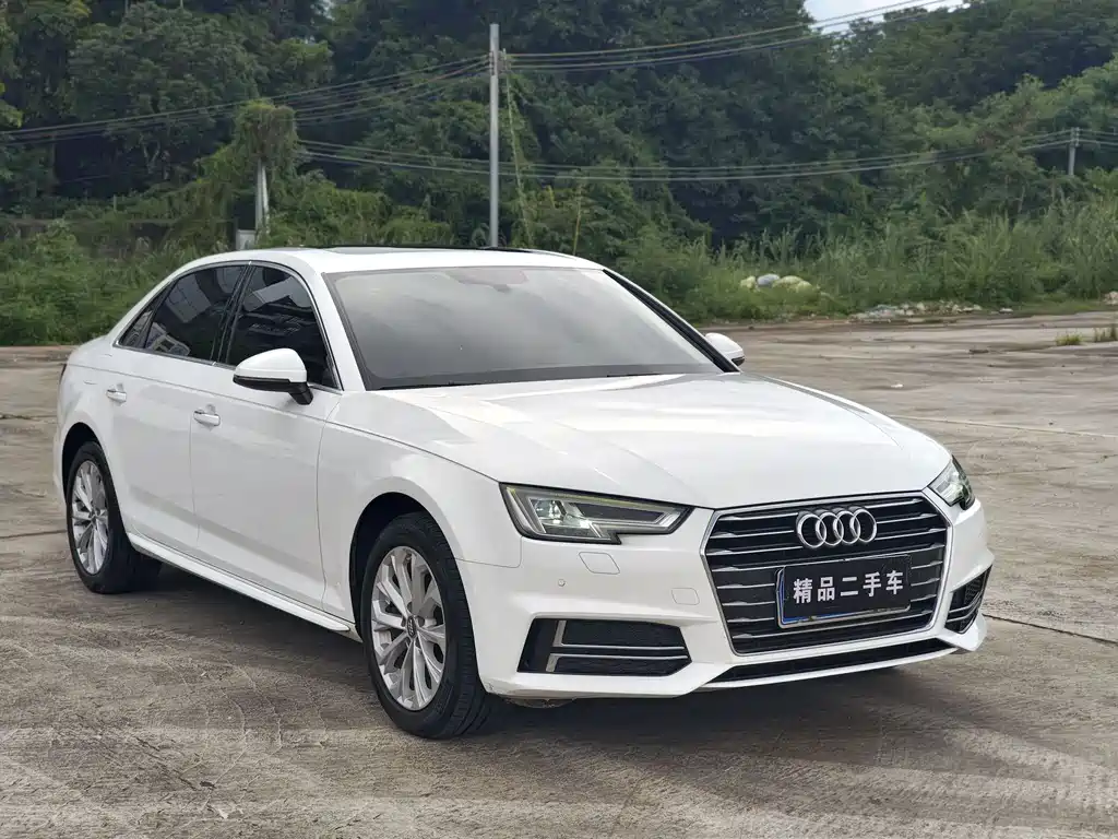 Audi A4L 2019 40 TFSI VI