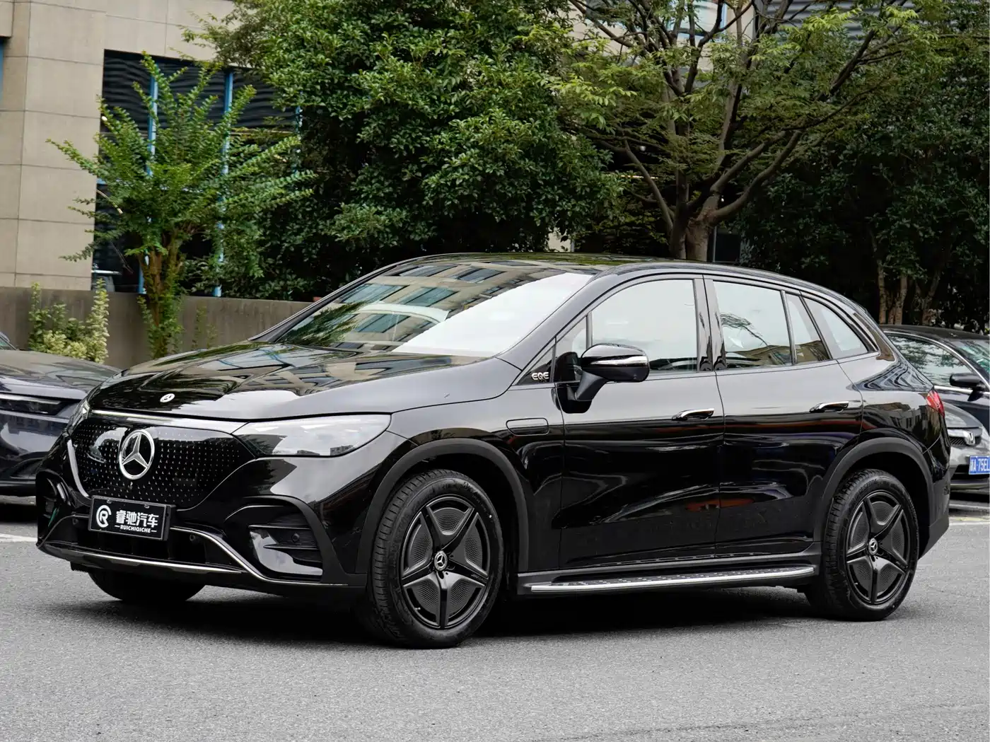 奔驰EQE SUV 2024款 500 4MATIC 旗舰版 2026