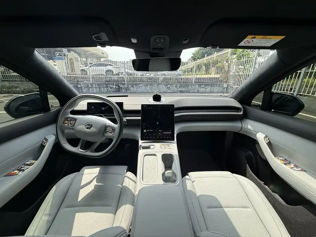 NIO ES6 — миниатюра 13