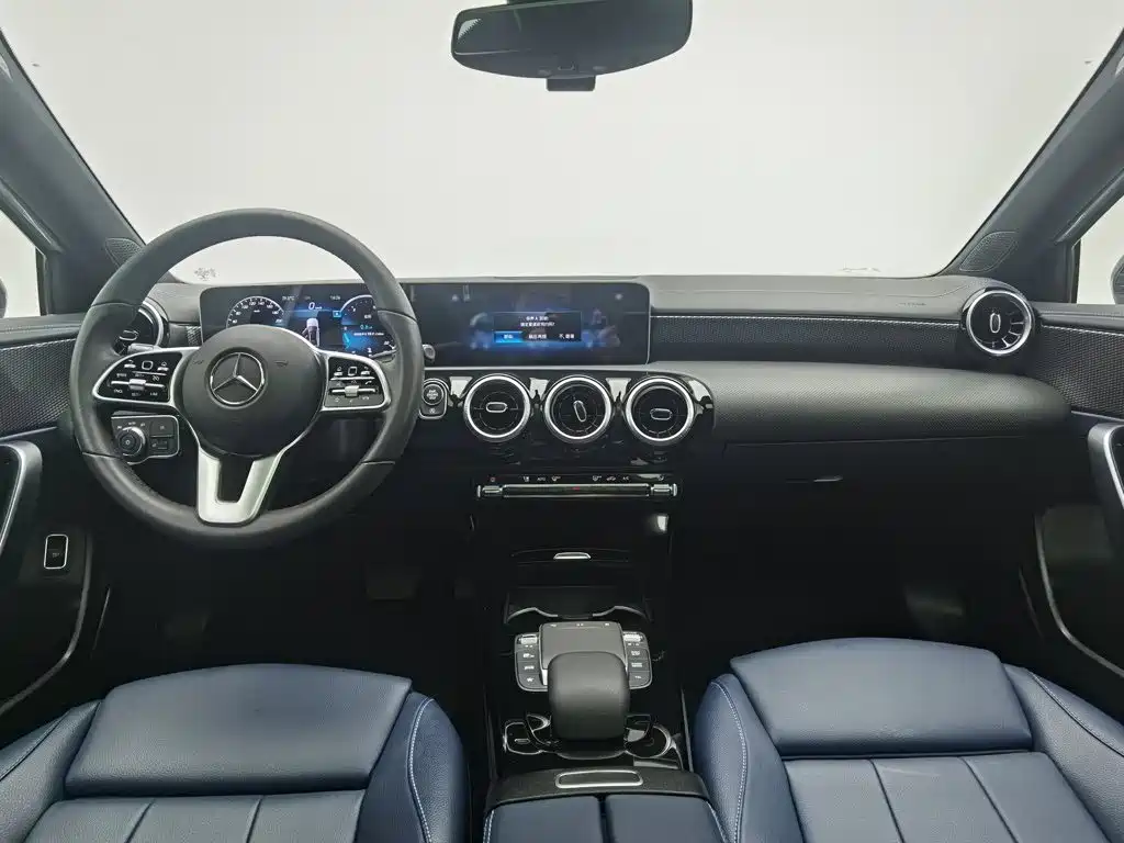 Mercedes-Benz A-Class — миниатюра 5