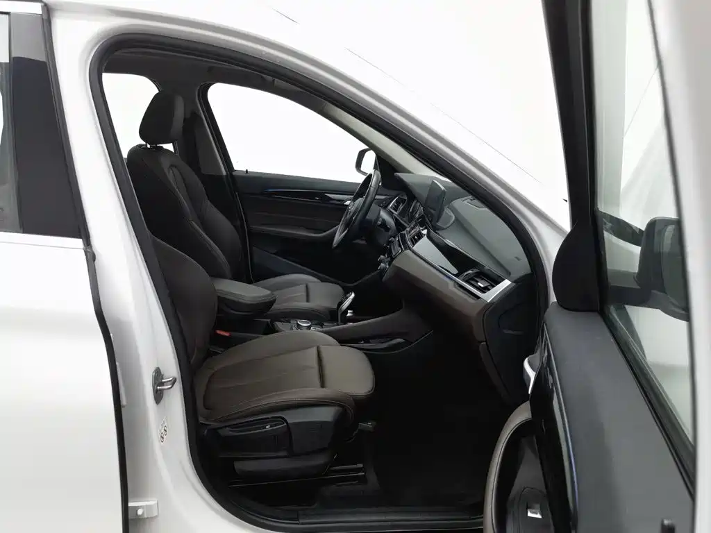 BMW X1 — миниатюра 23
