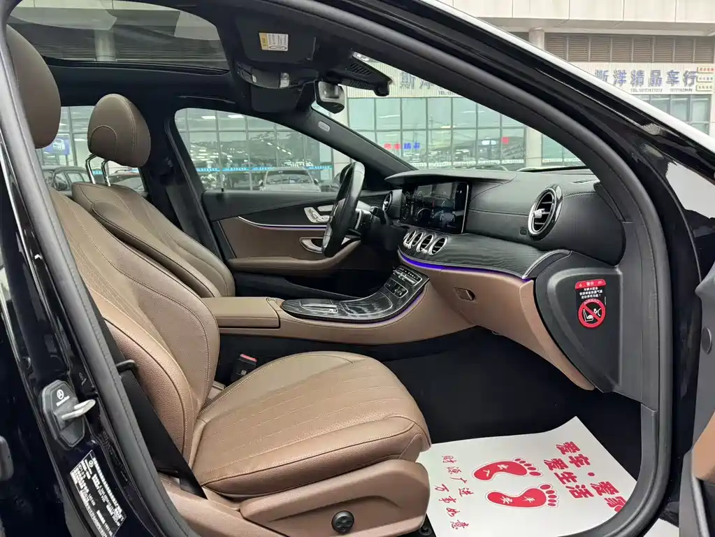 MERCEDES-BENZ E CLASS