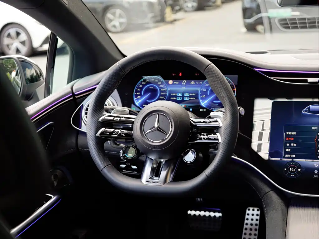 Mercedes-Benz EQE AMG — миниатюра 19