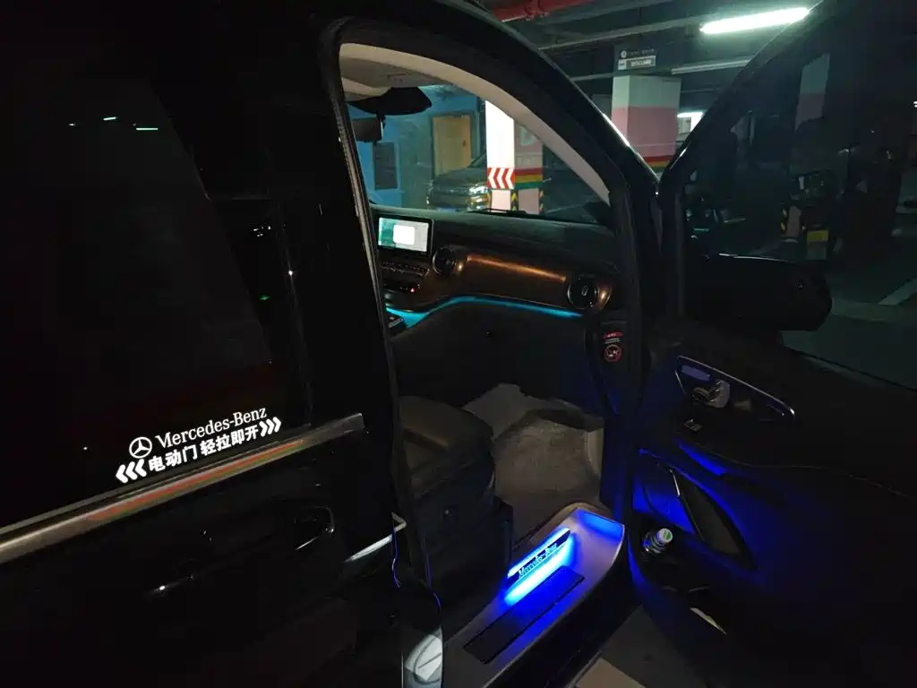 Mercedes-Benz V-Class — миниатюра 19