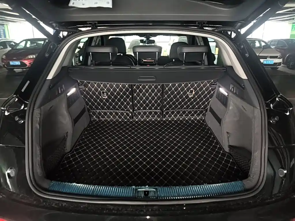 Audi Q5L — миниатюра 19