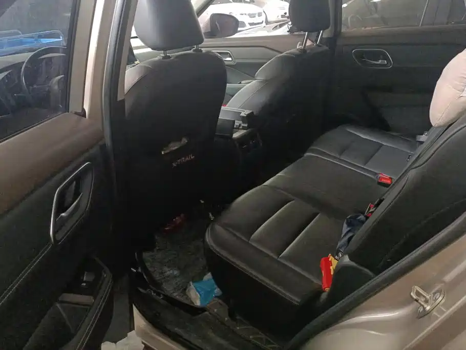 Nissan X-Trail — миниатюра 11