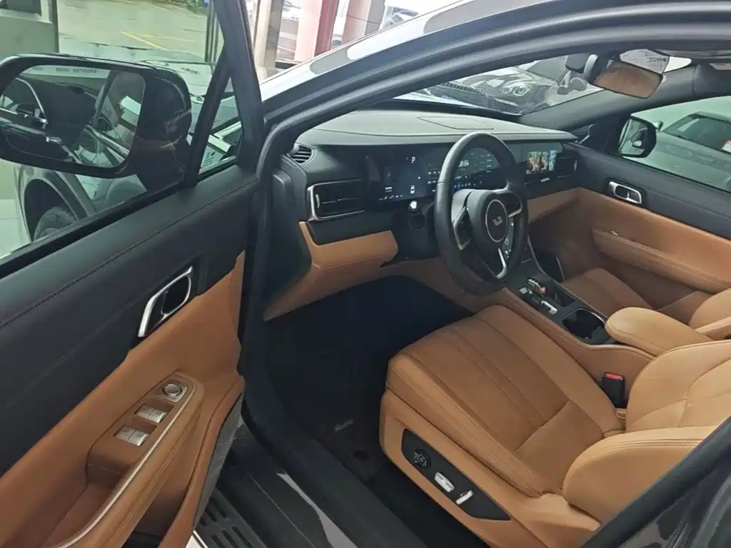 Li Auto Li ONE — миниатюра 16