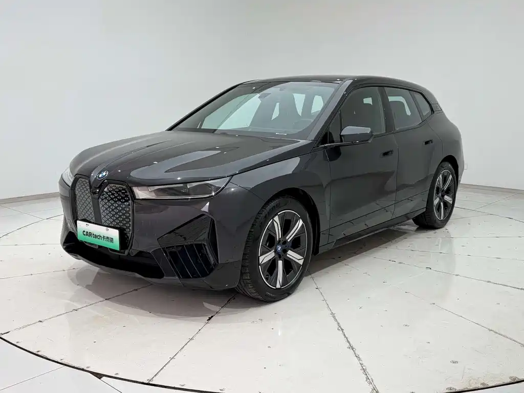 BMW iX 2022 xDrive40