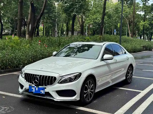 Mercedes-Benz C-Class 2015 C 180 L — фото 1