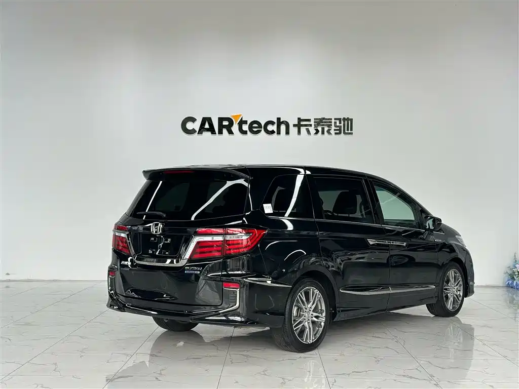 Honda Elysion 2019 2.0L Luxury