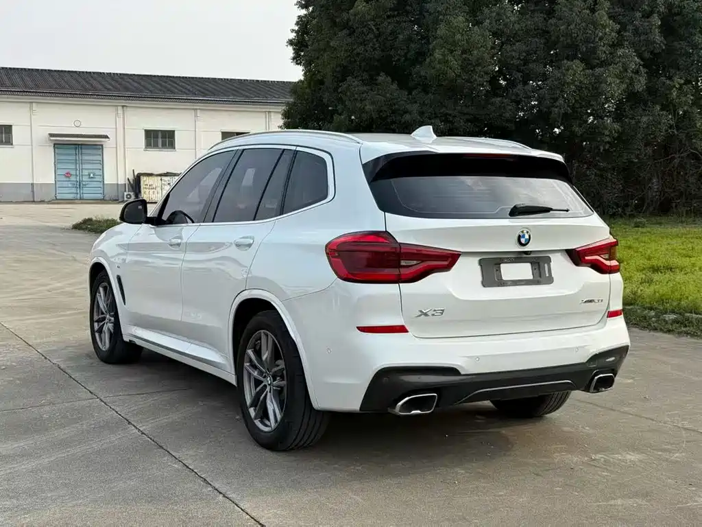BMW X3 — миниатюра 9