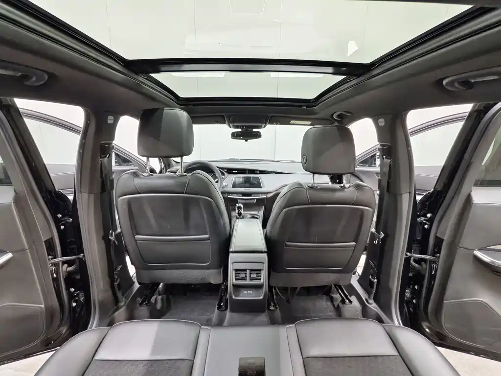 Cadillac XT4 2021 28T Luxury