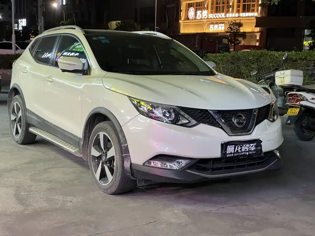 NISSAN QASHQAI