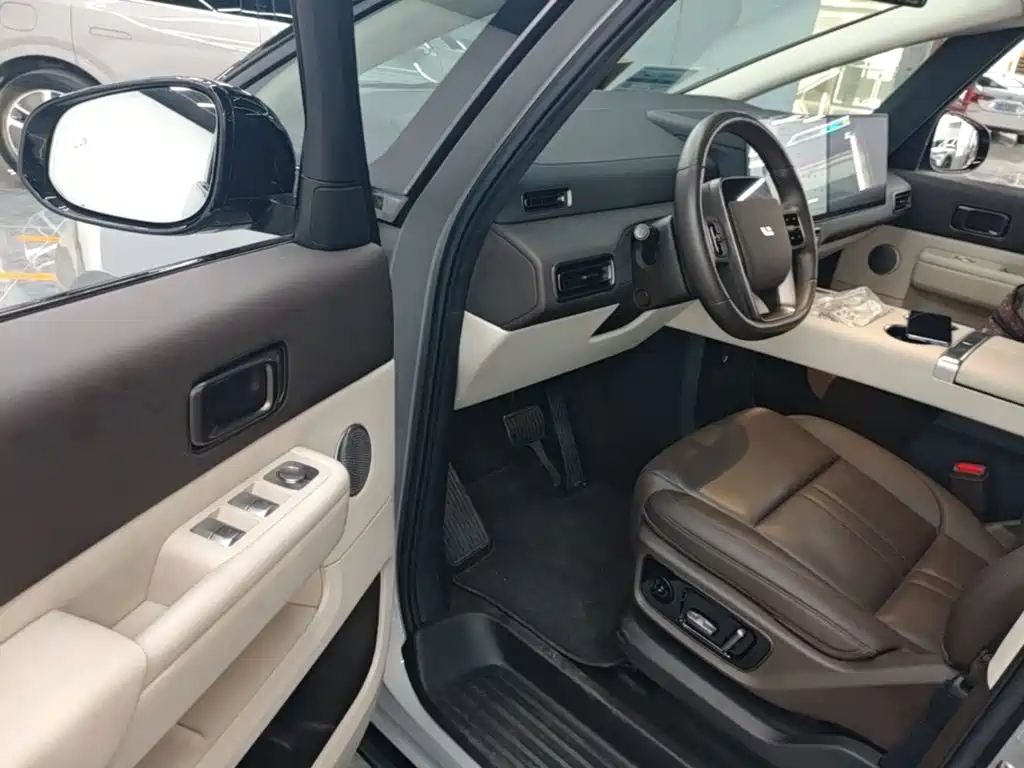Li Auto Li MEGA — миниатюра 16
