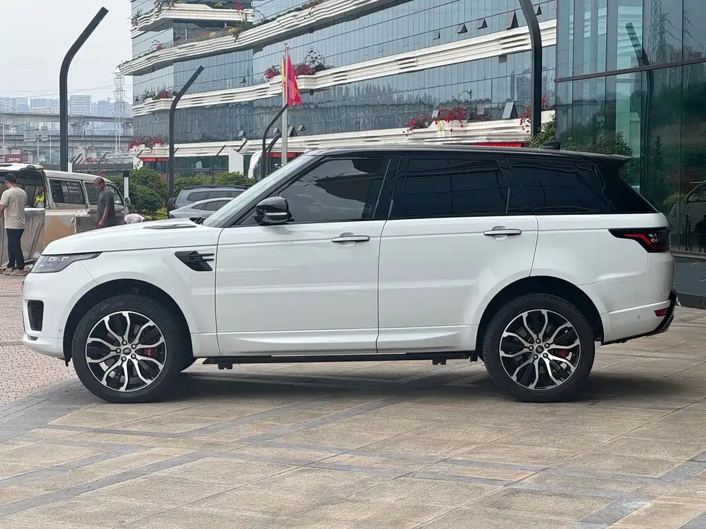 Land Rover Range Rover Sport 2018 3.0 SC V6 DYNAMIC