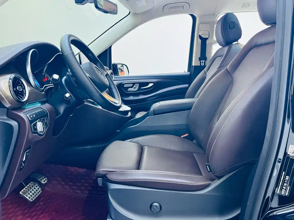 Mercedes-Benz V-Class — миниатюра 6
