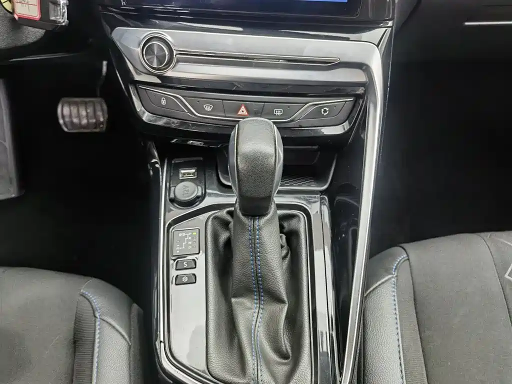 Peugeot 308 — фотографии объявления, Фото 13
