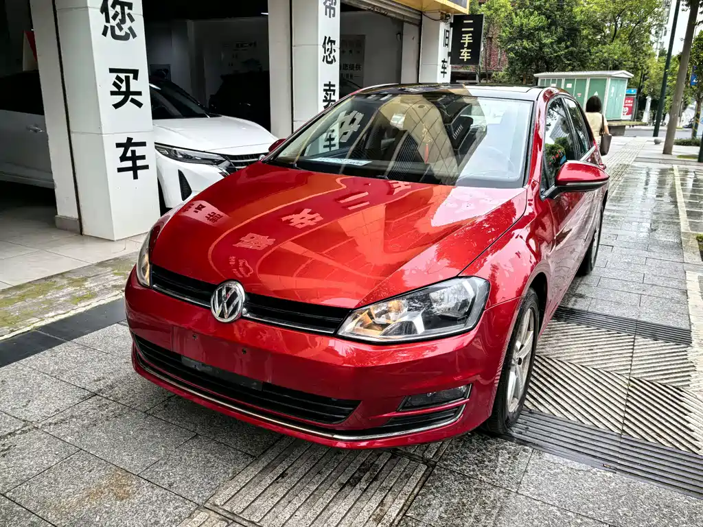 Volkswagen Golf 2015 1.6L AT Comfort