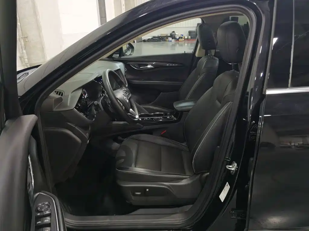 Buick Envision S — миниатюра 10