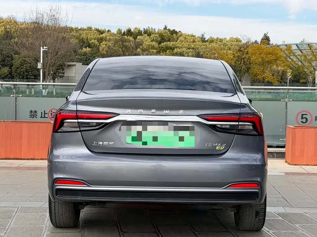 ROEWE I6 MAX NEW ENERGY