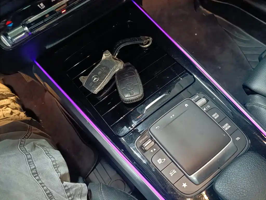 Mercedes-Benz GLB — миниатюра 9