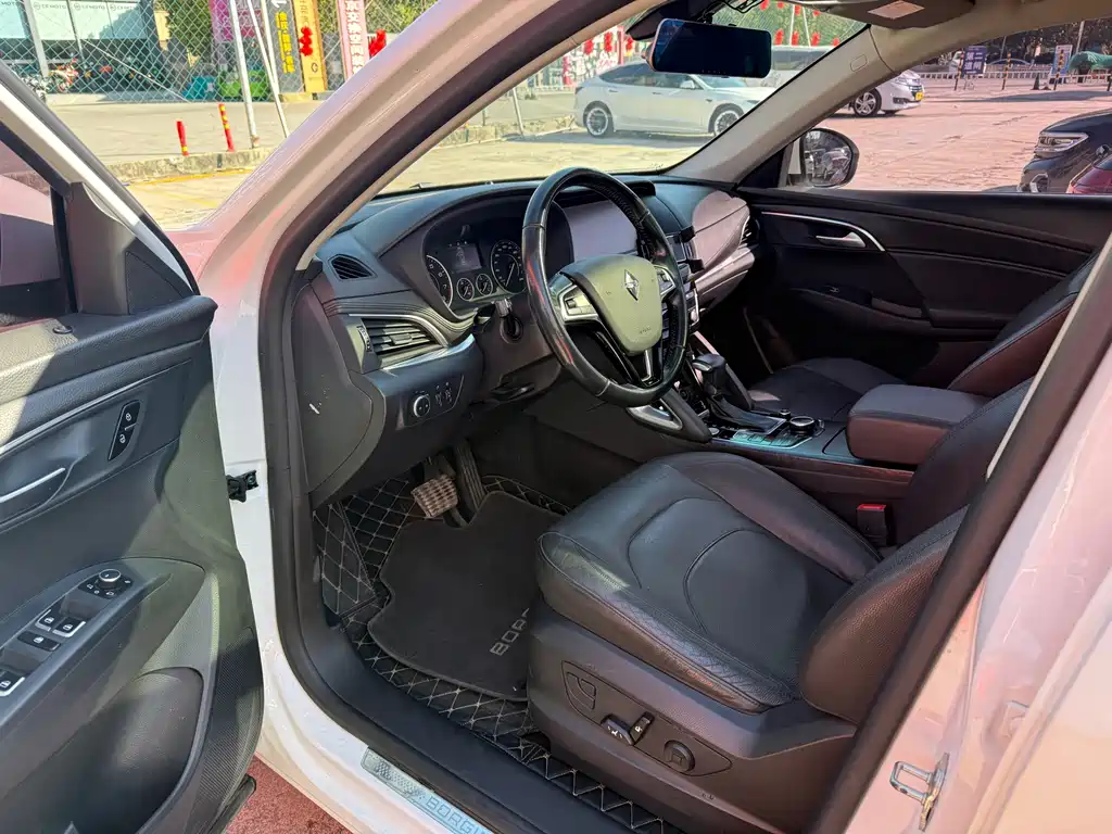 BORGWARD BAOWO BX7