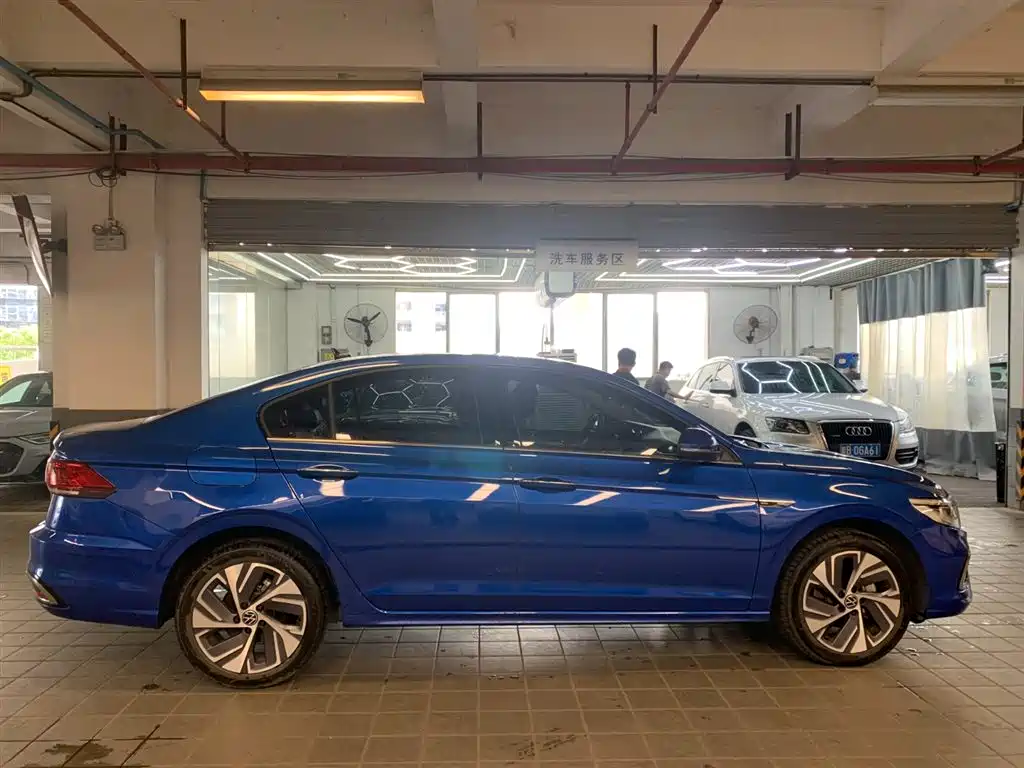 Volkswagen Bora 2023 280TSI DSG