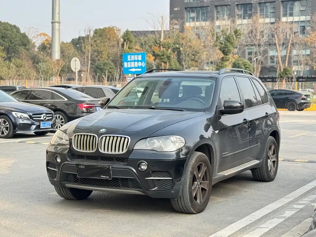 BMW X5 (Import) 2011
