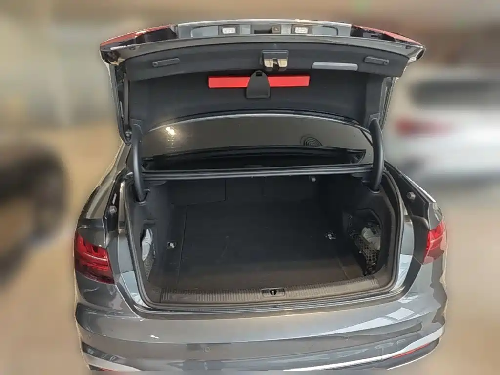 Audi A4L — миниатюра 24