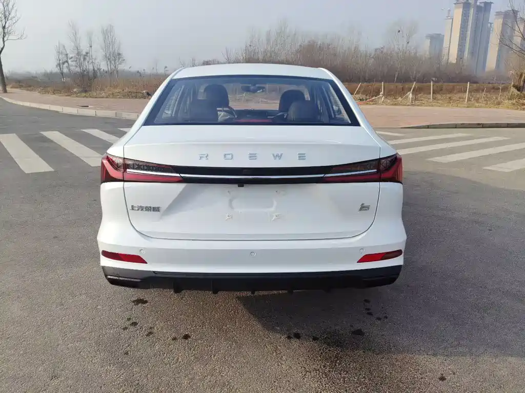 ROEWE I5