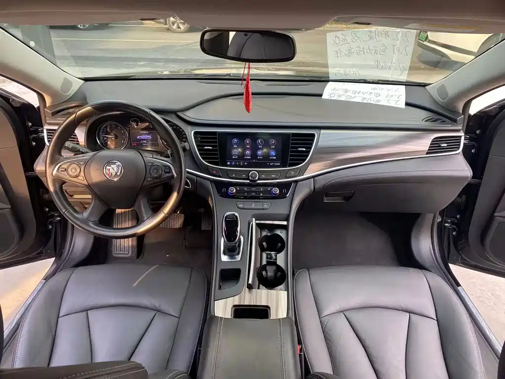 Buick LaCrosse — миниатюра 13