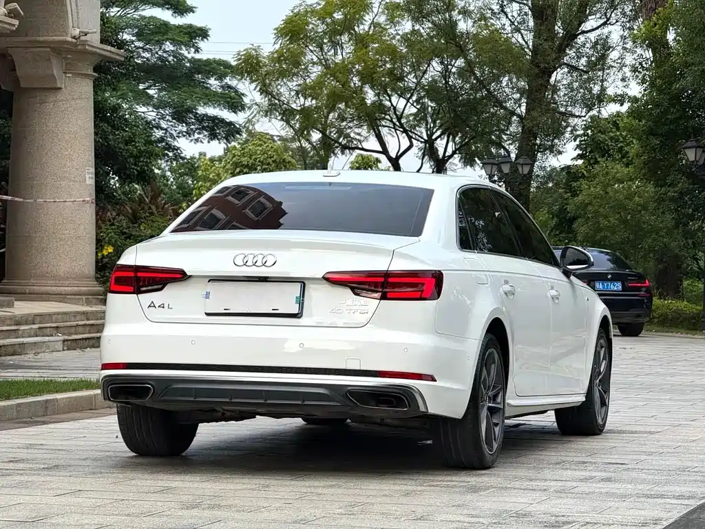 Audi A4L — миниатюра 6