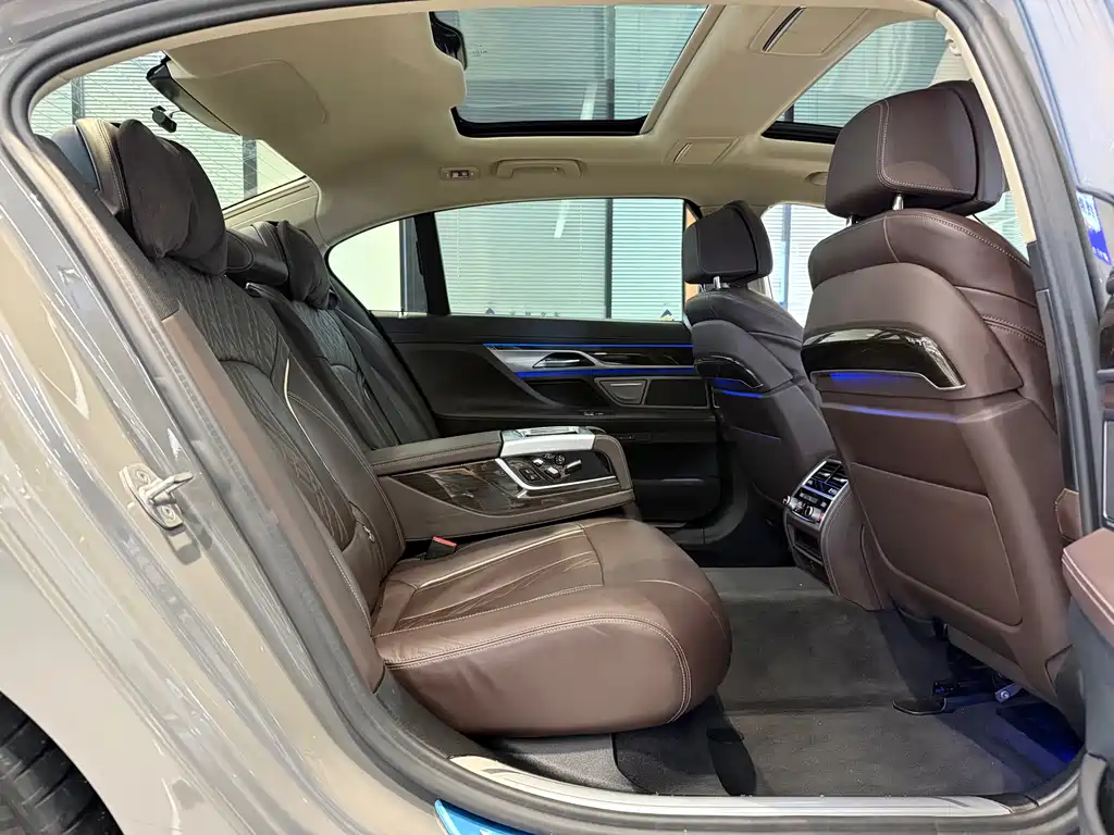 BMW 7 Series 7 2019 730Li Luxury