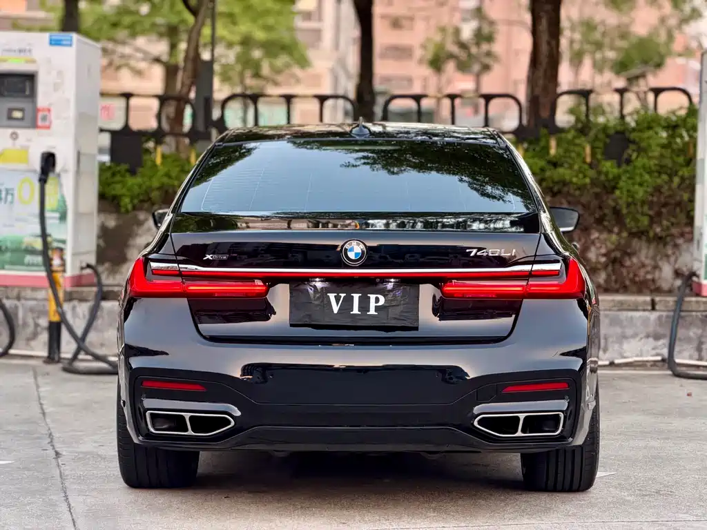 BMW 7 Series 7 2018 740Li xDrive Premium M Sport