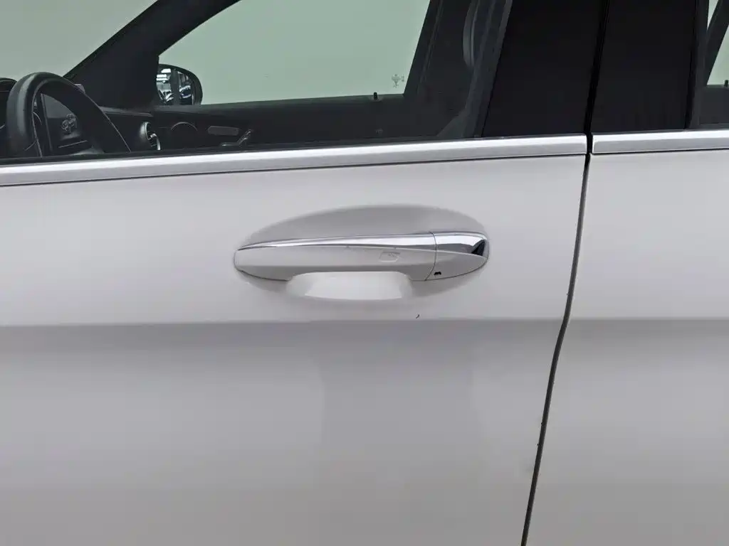 Mercedes-Benz GLC — миниатюра 18