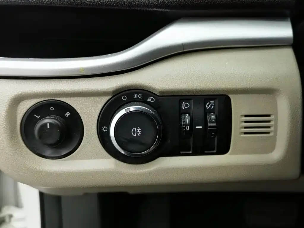 Buick Excelle — миниатюра 21