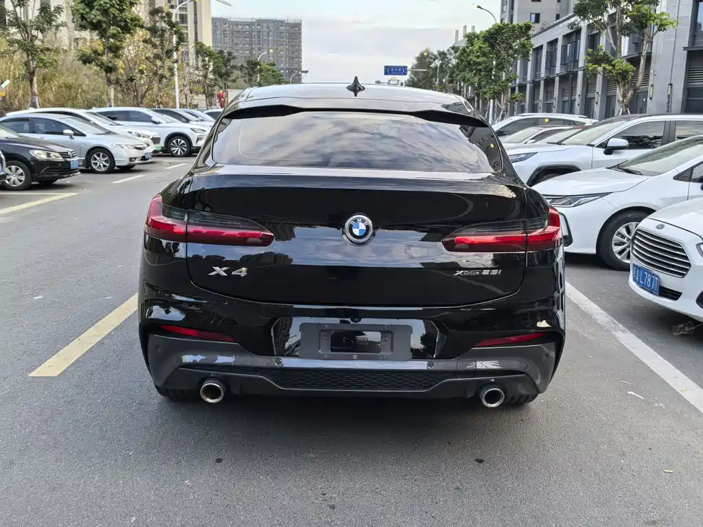 BMW X4