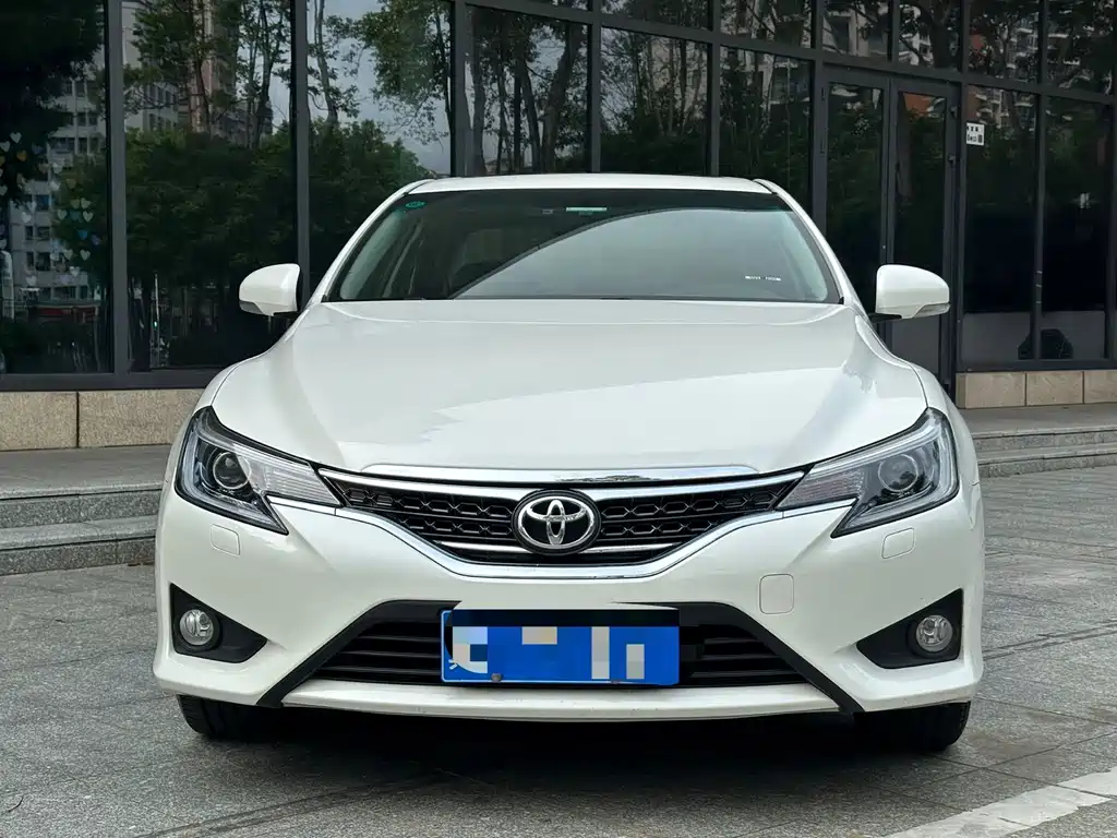 Toyota Reiz 2013 2.5V
