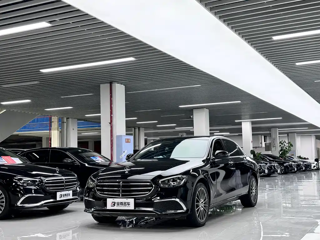 Mercedes-Benz E-Class 2023