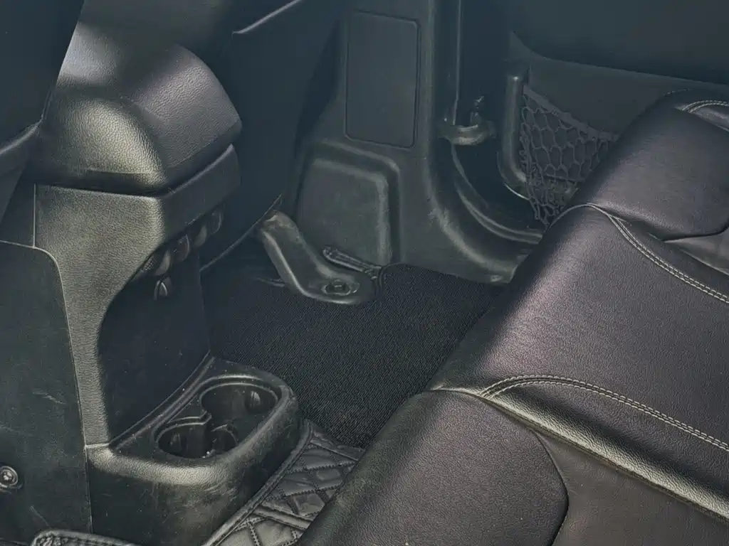 Jeep Wrangler — миниатюра 9