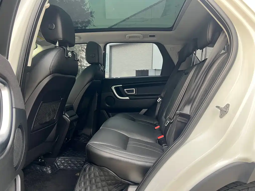 Land Rover Discovery Sport — миниатюра 19