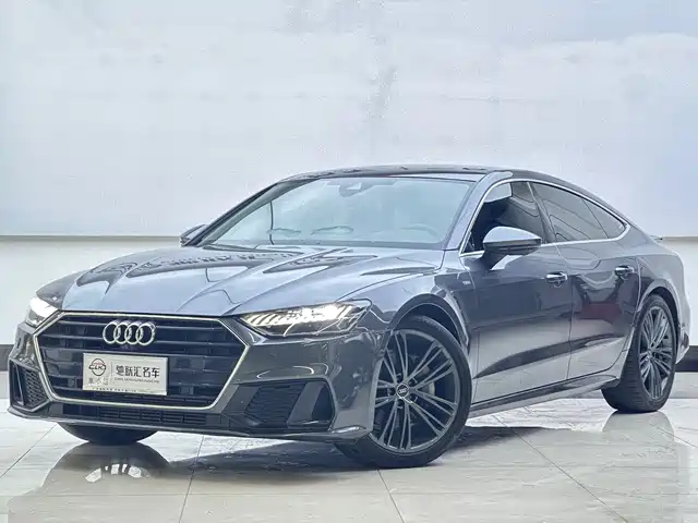 AUDI A7 2022