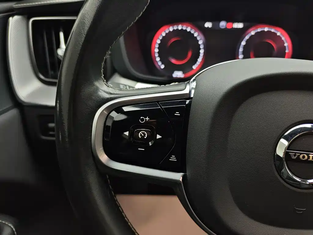 Volvo XC60 — фотографии объявления, Фото 29