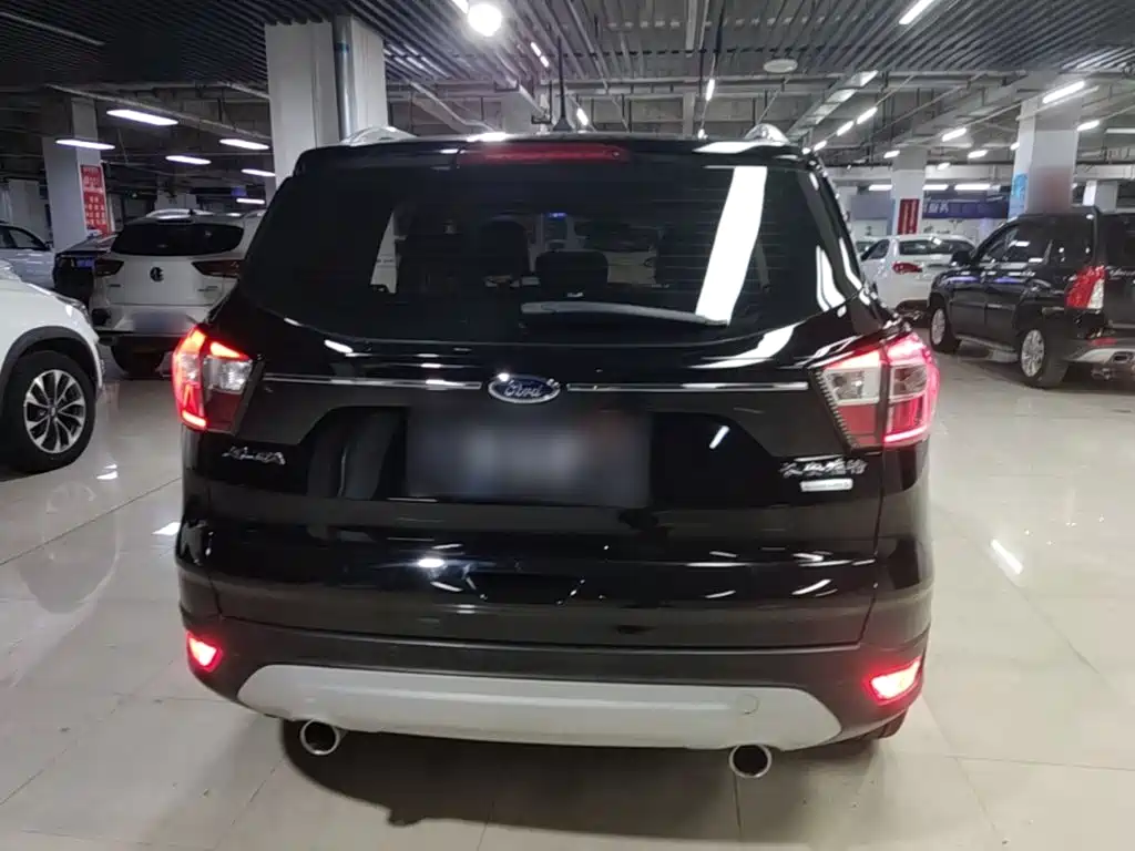 Ford Kuga — миниатюра 6