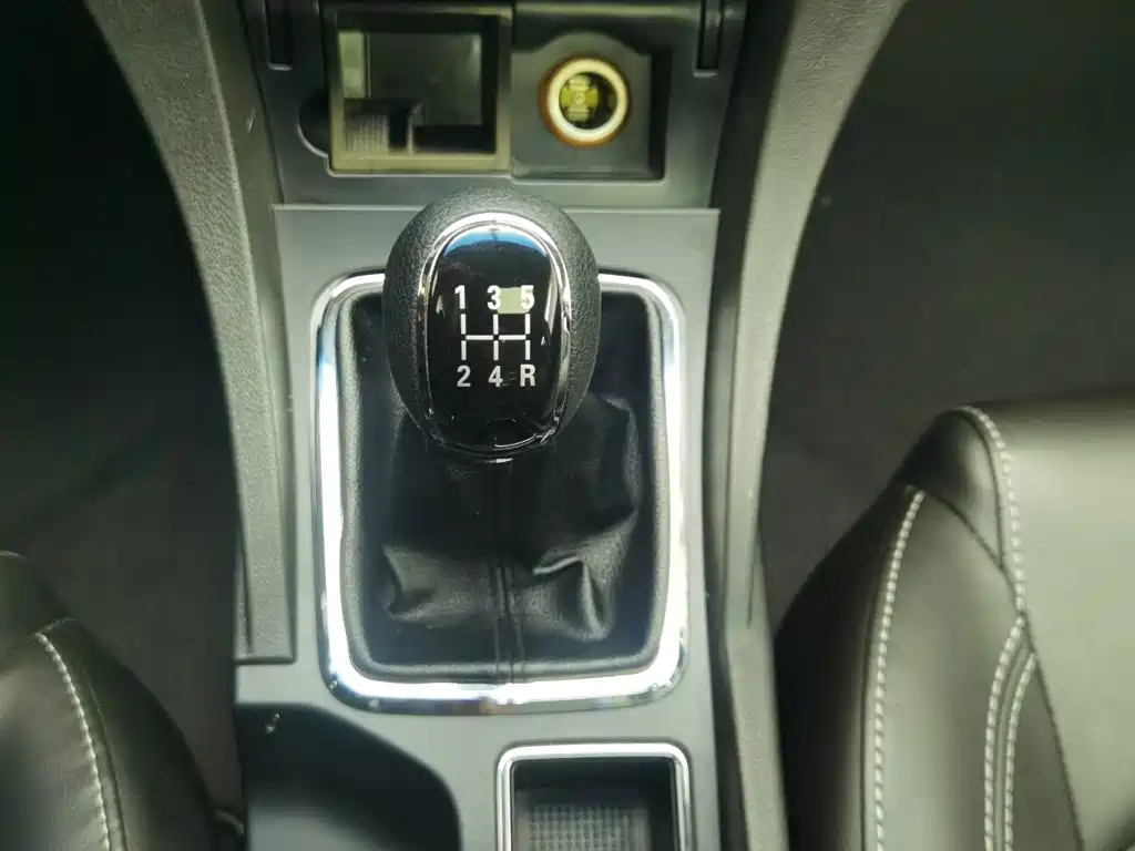 Geely Emgrand — миниатюра 13